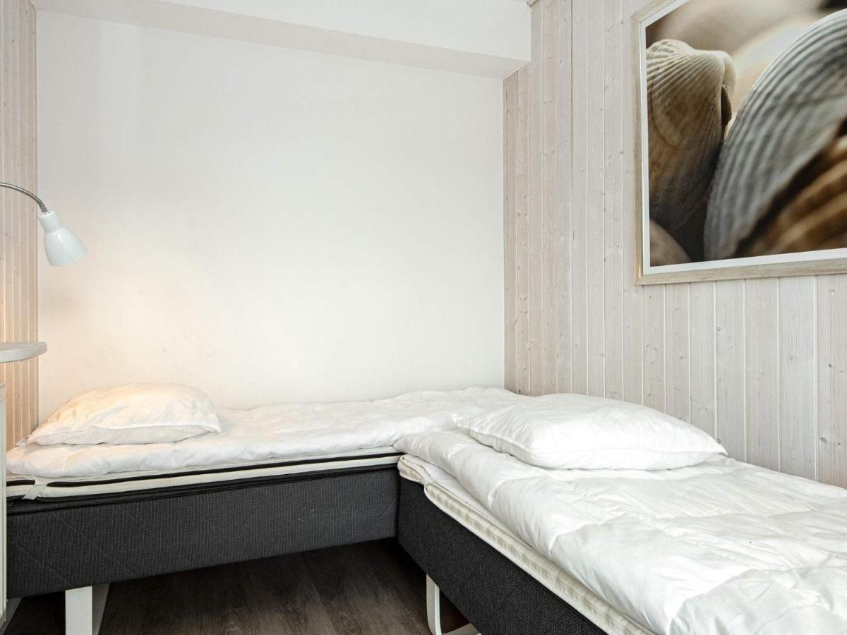 6 Person Holiday Home In Wendtorf Eksteriør bilde