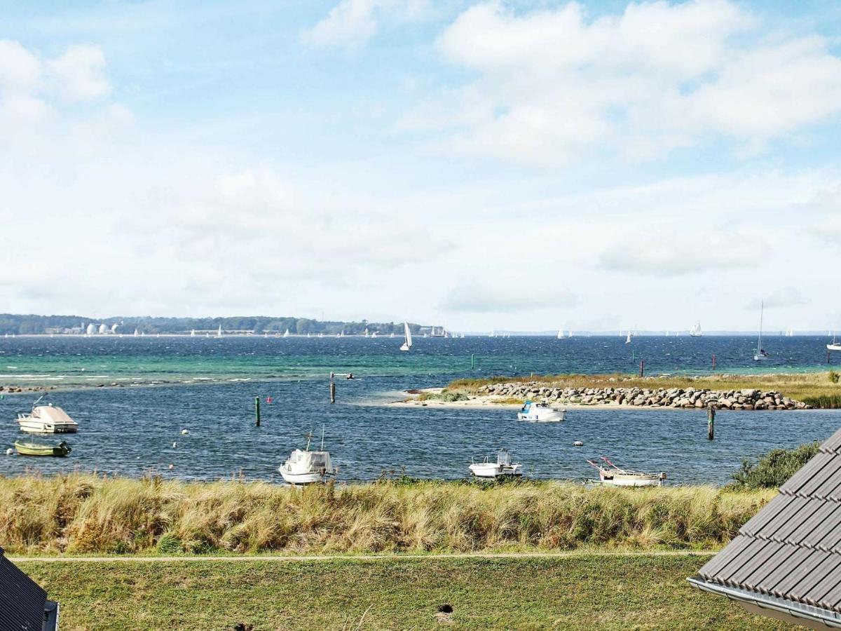 6 Person Holiday Home In Wendtorf Eksteriør bilde